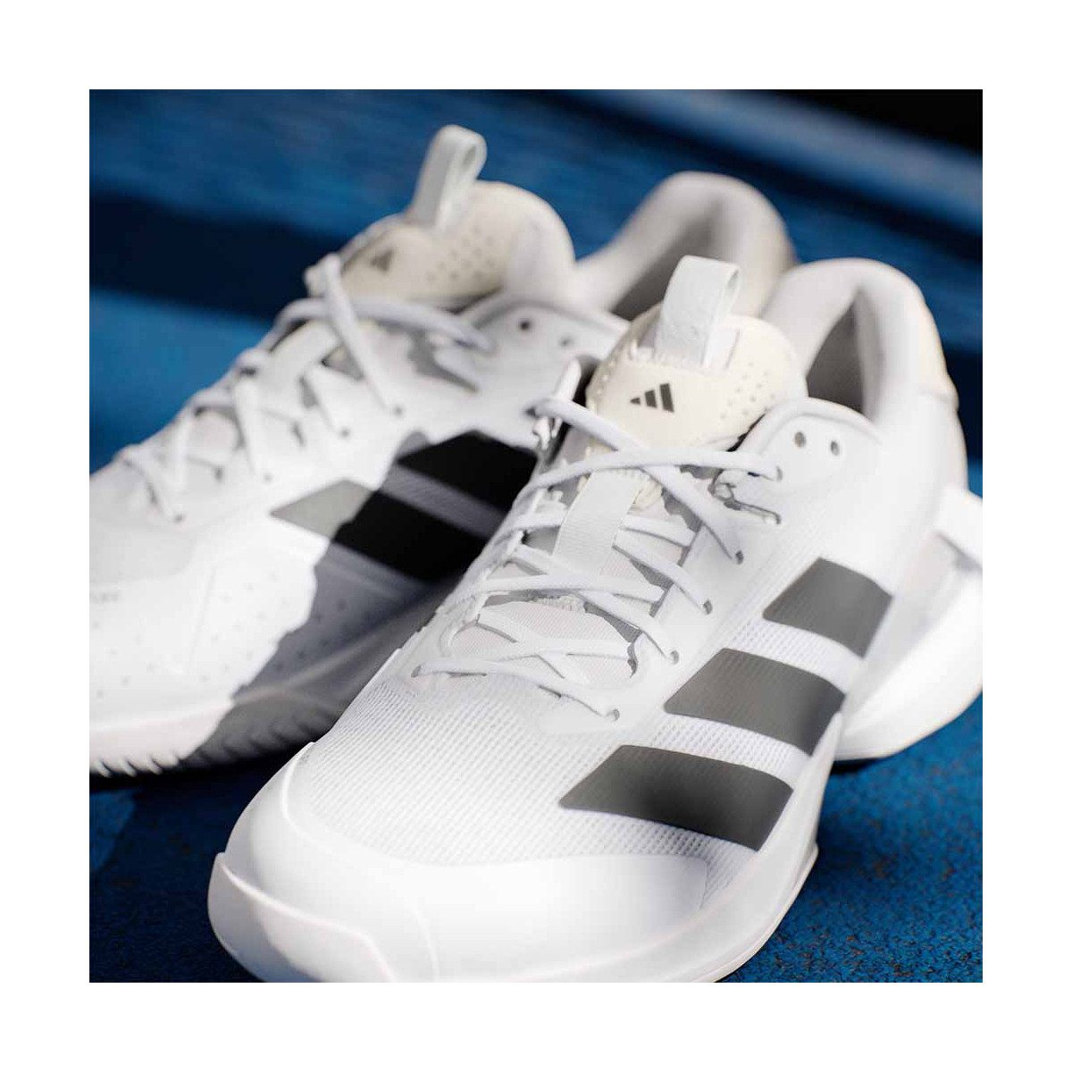 Adidas Adizero Ubersonic 5 rode schoenen