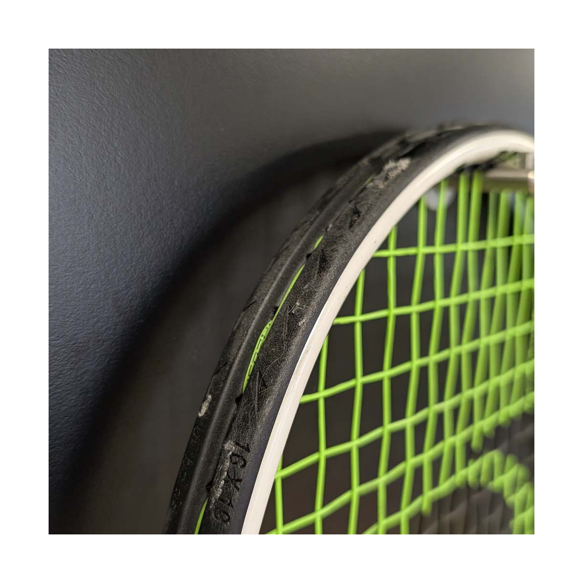 Solinco White Out 290 (290g) - Tweedehandsracket