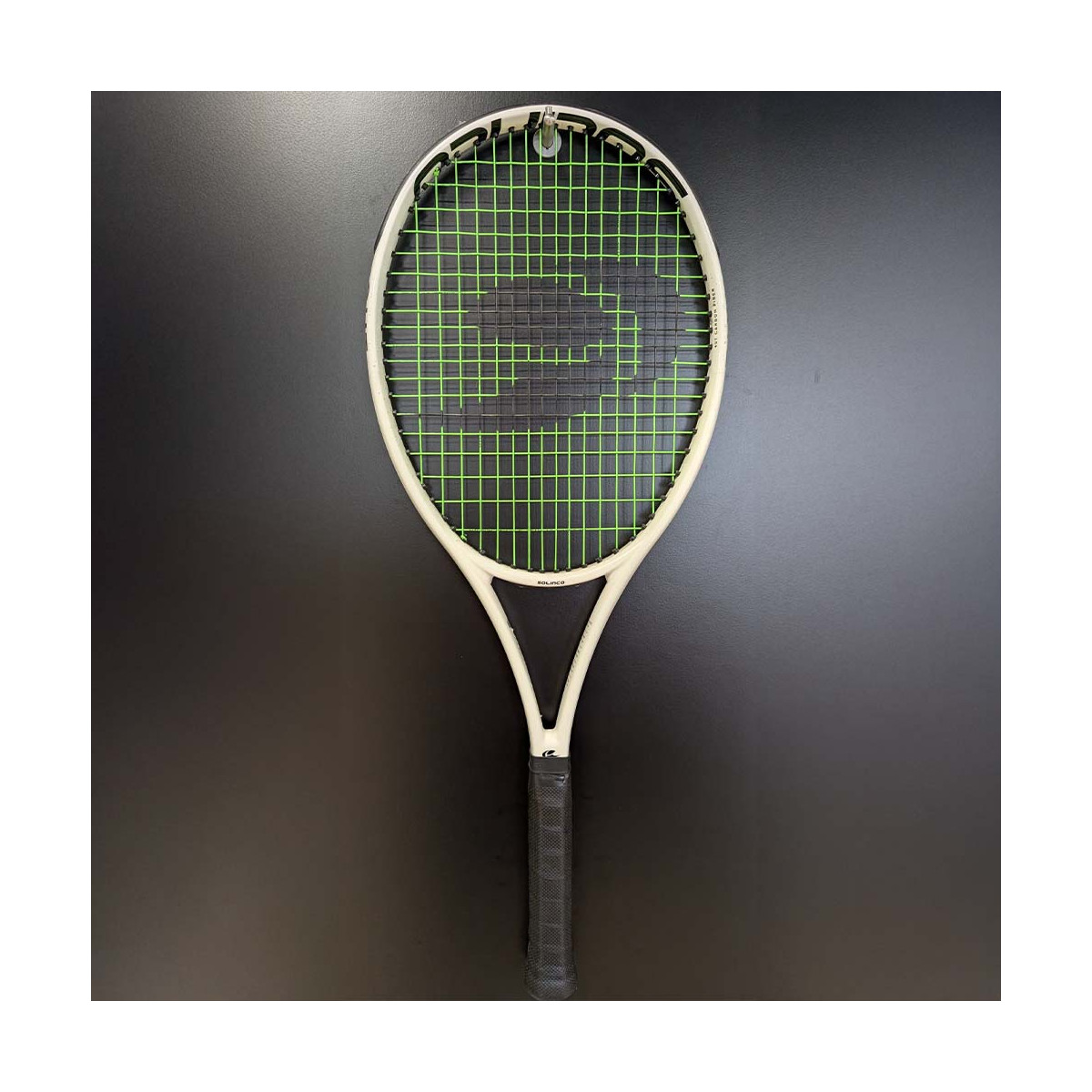 Solinco White Out 290 (290g) - Tweedehandsracket