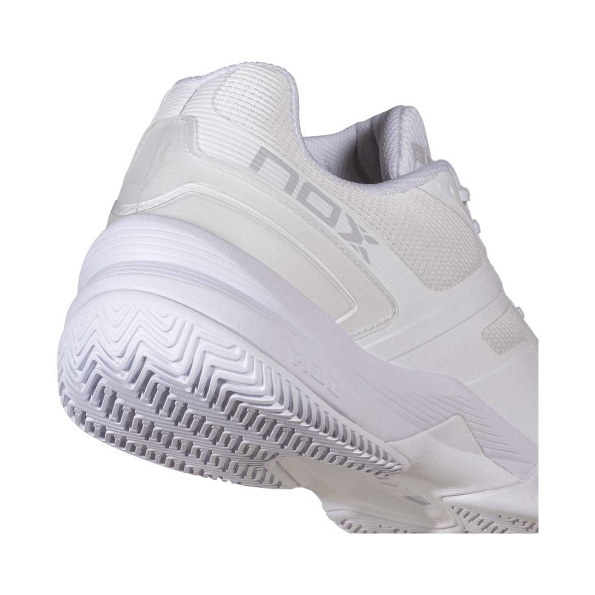 Nox AT10 Pro 2026 Zwart / Wit Schoenen