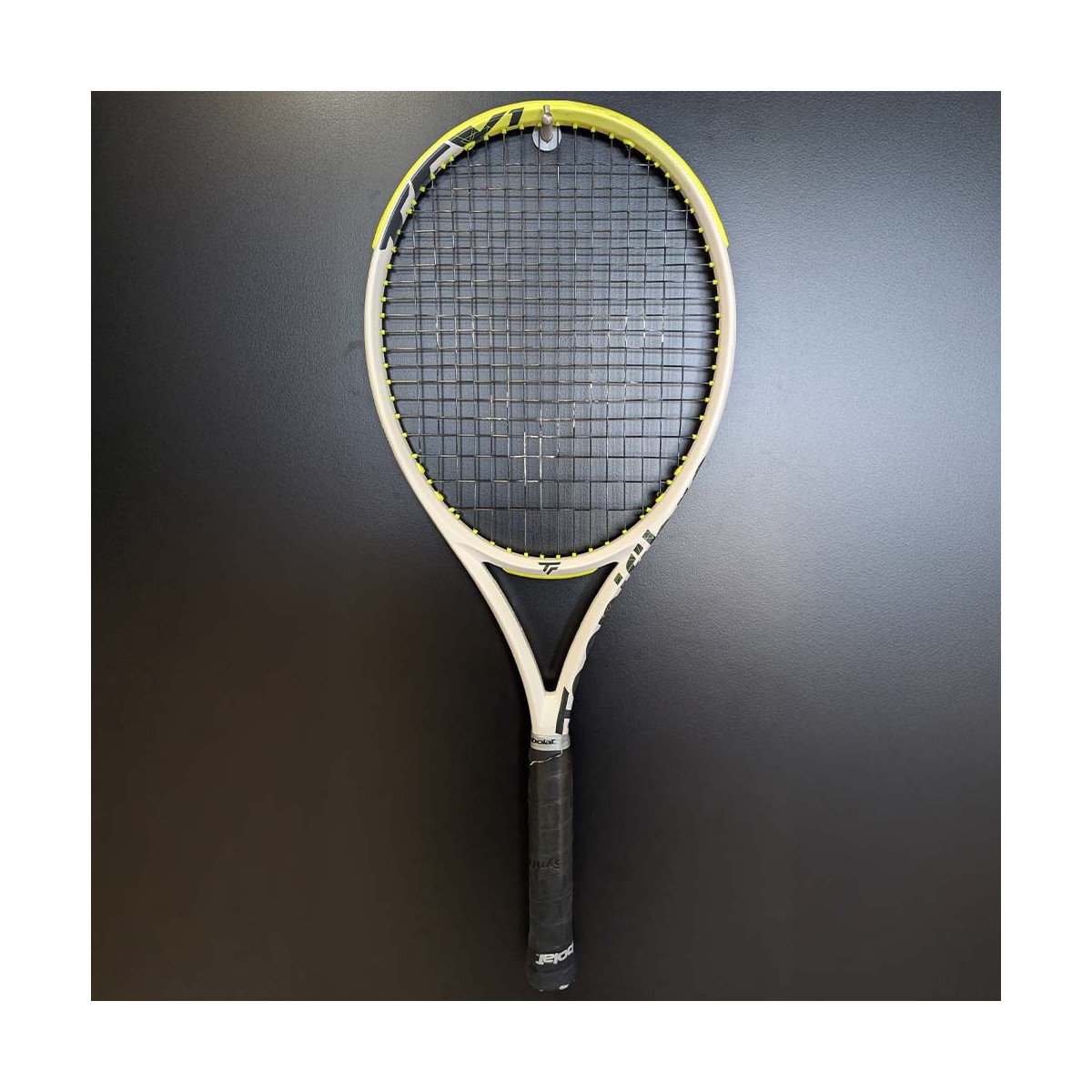 Tecnifibre TF-X1 v2 305 (305 g) tweedehands tennisracket