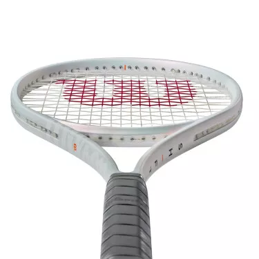 Wilson Burn 100 V4.0 (300g) tennisracket