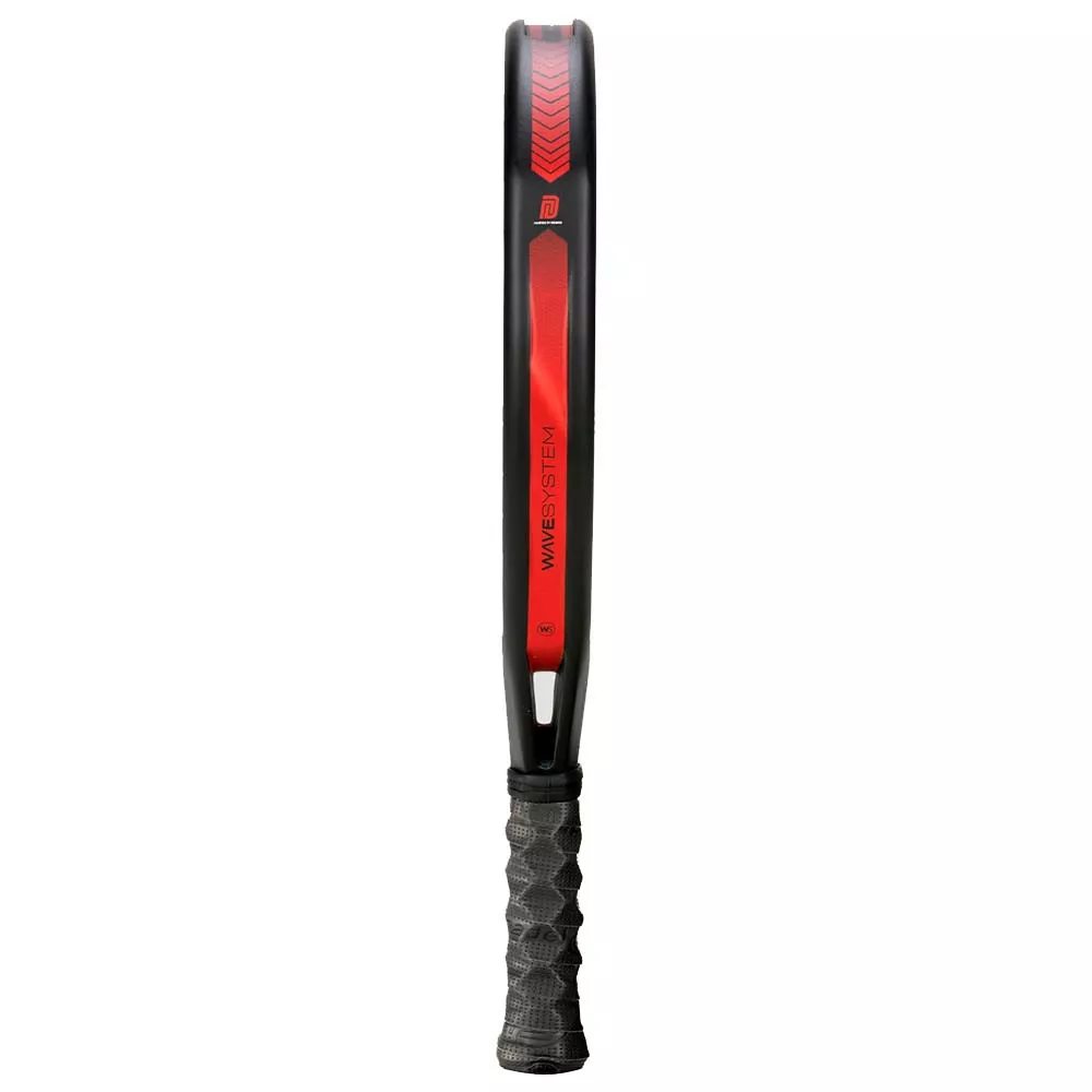 Bullpadel Hack 03 24 racket