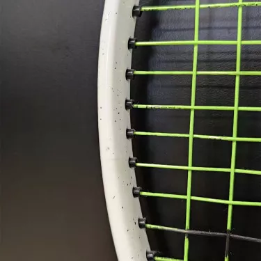 Solinco White Out 290 (290g) - Tweedehandsracket
