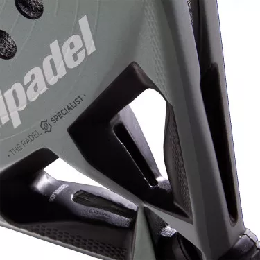Bullpadel Hack 04 25 racket