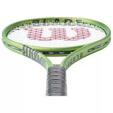 Wilson Blade Feel 100 (284g) tennisracket