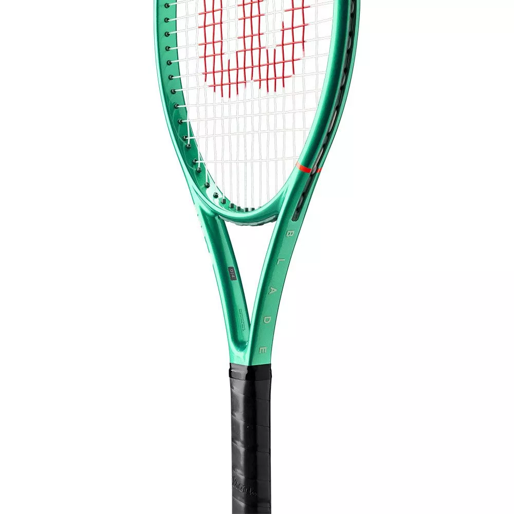 Wilson Blade 26 V10 junior tennisracket (255 g)