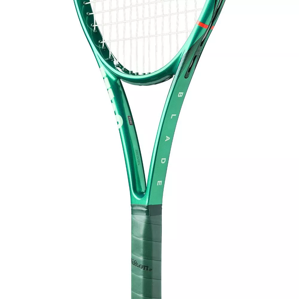 Wilson Blade 100L V10 tennisracket (285 g)