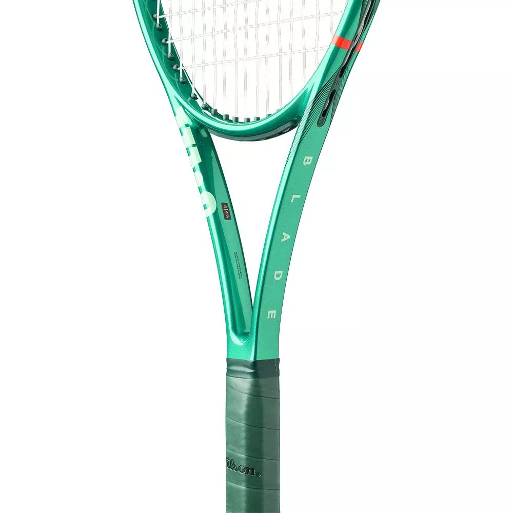 Wilson Blade 98 18x20 V10 tennisracket (305 g)