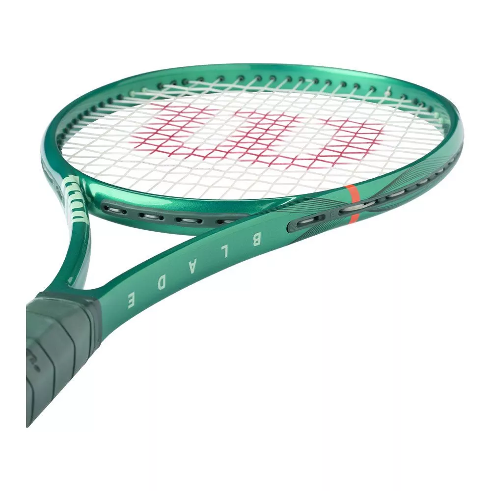 Wilson Blade 98 16x19 V10 tennisracket (305 g)