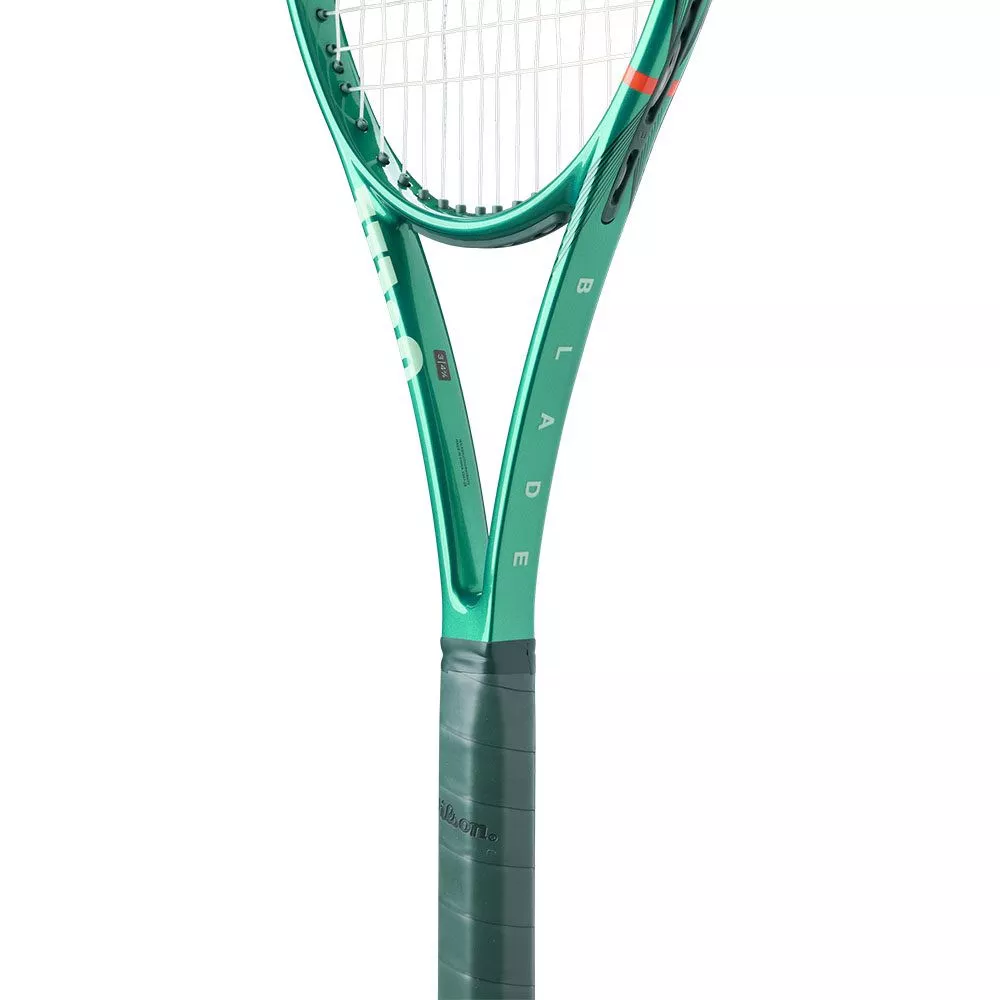 Wilson Blade 98 16x19 V10 tennisracket (305 g)