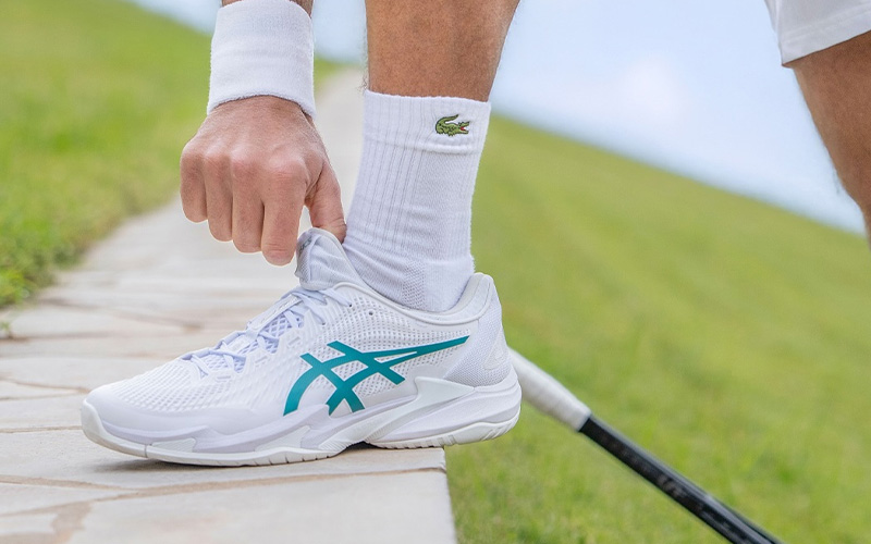 Welke tennisschoen kies je bij platvoeten?